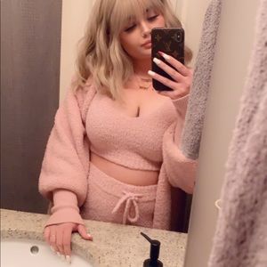 Meet your Posher, Megan